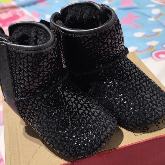 UGG Other - UGG Kids Black Textured Boots